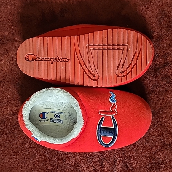 Champion slippers, size 8w - Picture 2 of 4